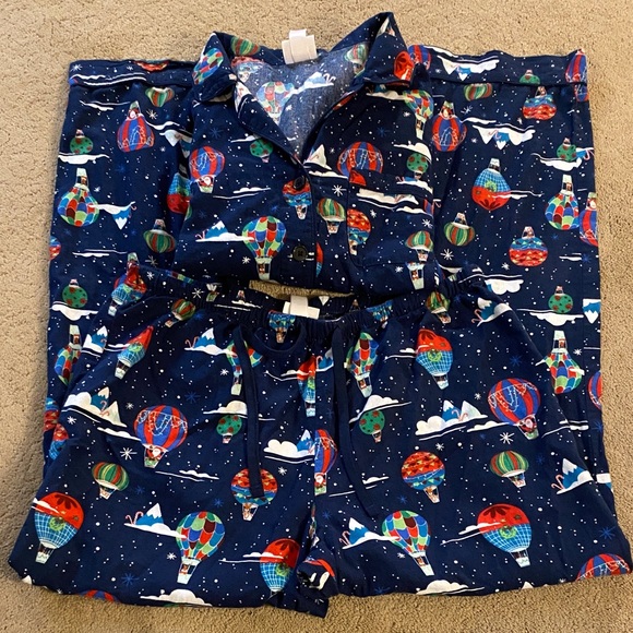 CHRISTMAS WOMEN’S TWO PIECE LONG SLEEVE PAJAMA SET SIZE M - Picture 1 of 16